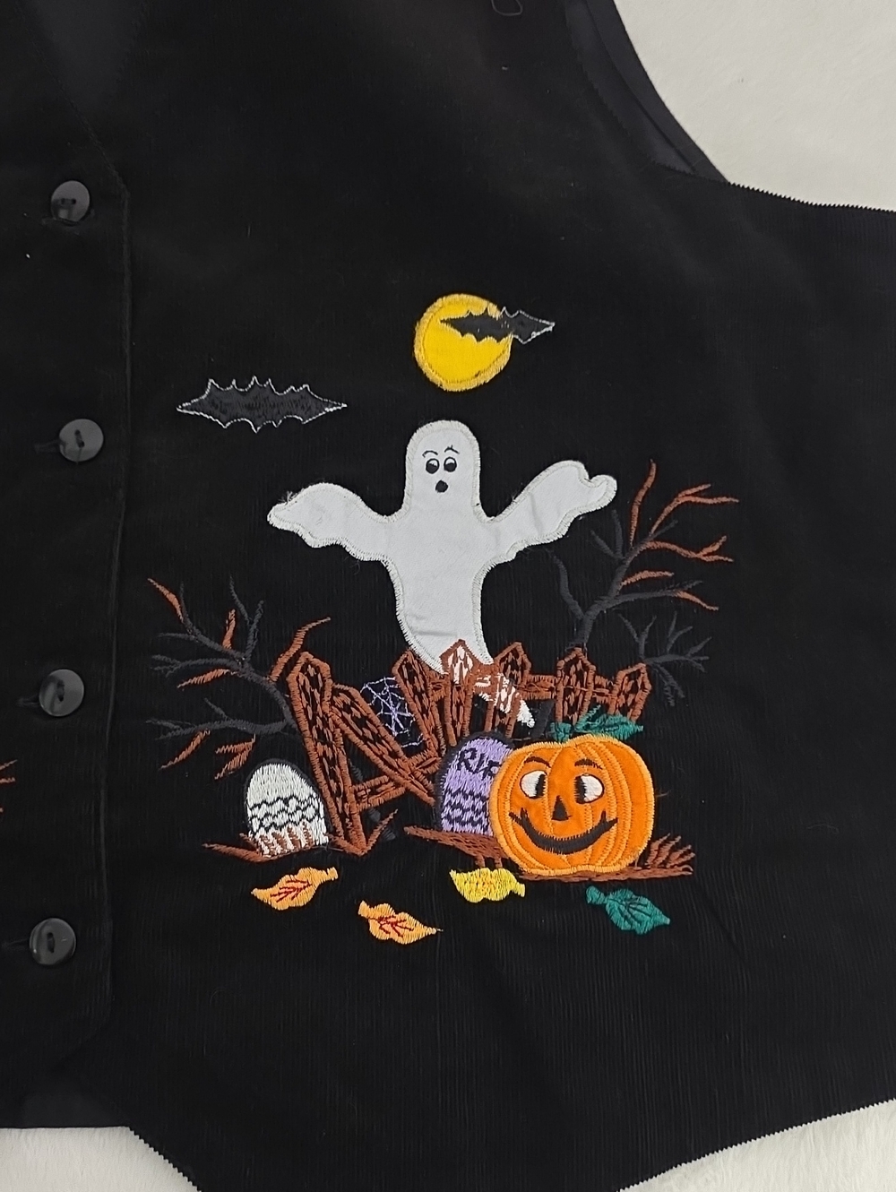 Casual Corner Vintage Halloween Embroidered Vest Size Large Black - Picture 7 of 7